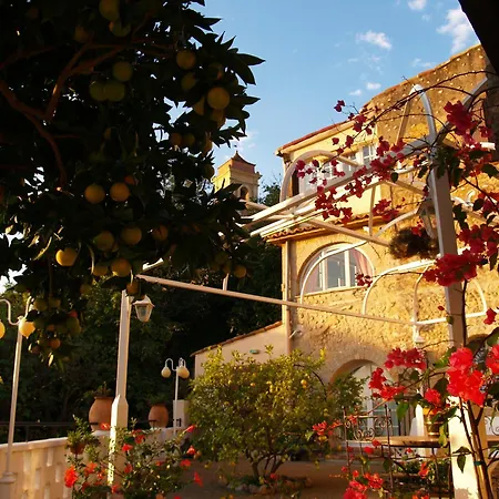 לינה וארוחת בוקר D'hotes Les Terrasses Du Soleil קאן סור מר