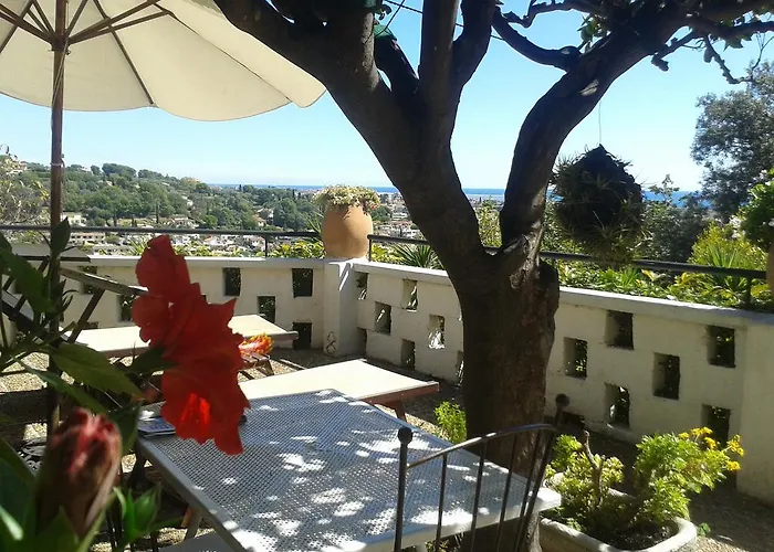 Oda ve Kahvaltı D'hotes Les Terrasses Du Soleil