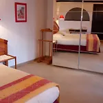 D'hotes Les Terrasses Du Soleil كانيو سور مير