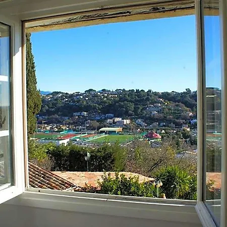 D'hôtes Les Terrasses Du Soleil 4*