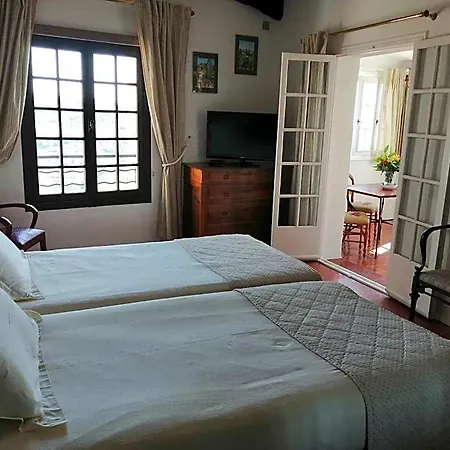 Couette-café D'hôtes Les Terrasses Du Soleil 4*